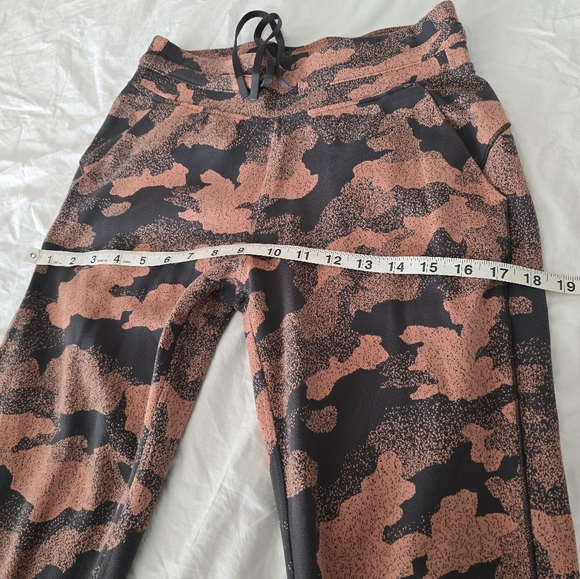 Lululemon Ready to Rulu Jogger Heritage Speckle Camo Desert Sun Size 6 - Picture 5 of 13